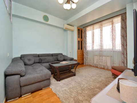 Ստանդարտ - Բնակարան - Երևան/Փոքր Կենտրոն/Թումանյան փողոց